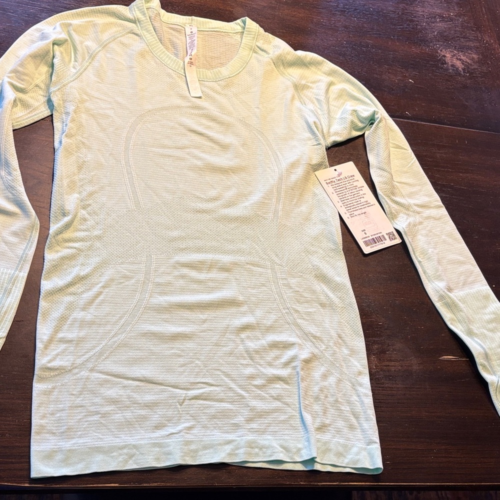 NWT Lululemon Swiftly Long Sleeve, Mint Green, 6